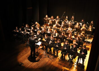 Mais de 100 músicos subiram ao palco para celebrar 25.º aniversário da Orquestra Juvenil da Marinha Grande