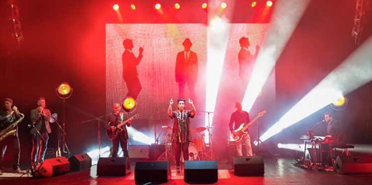 A banda de Amy Winehouse vai actuar em Leiria