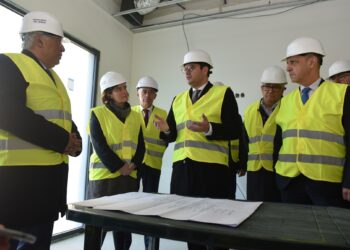Visita de Costa às obras de centros de saúde em Leiria foi uma “afronta” aos empresários, diz PSD