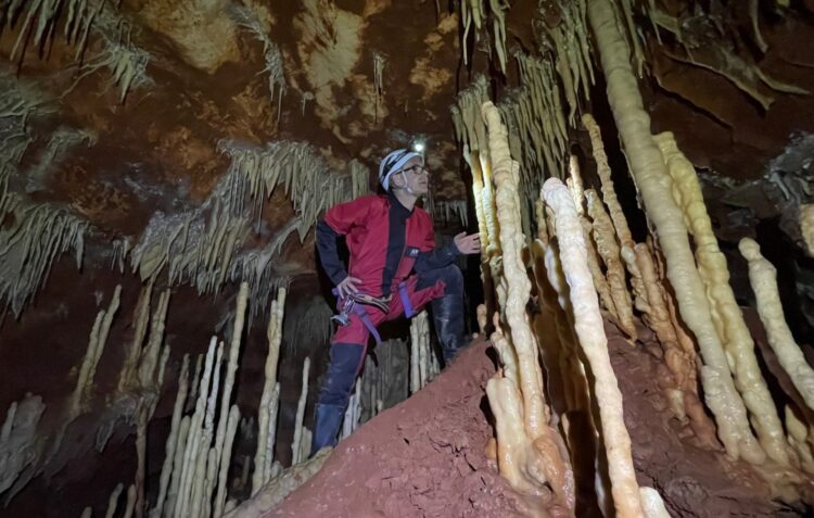 Grutas de Mira de Aire ajudam a reconstituir mudanças do clima