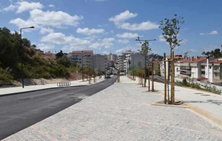 Vai ficar a conhecer os lugares vagos para estacionar em Leiria