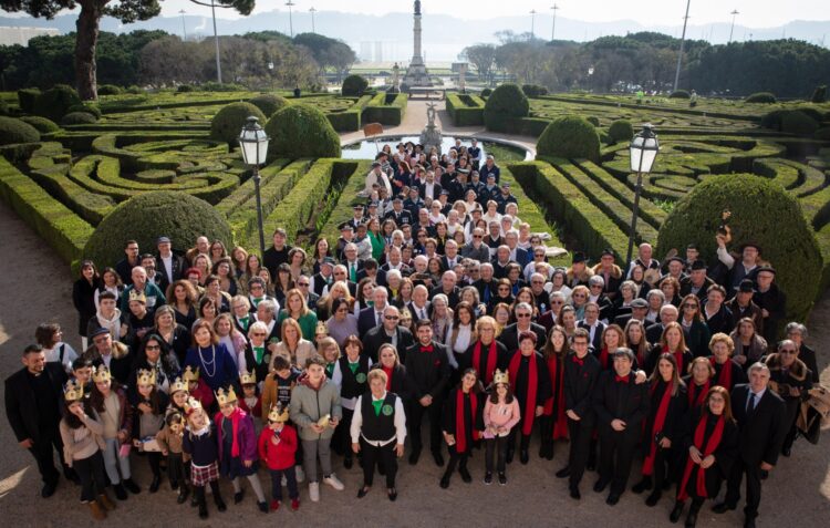 Grupos de Porto de Mós e de Óbidos cantaram as ‘Janeiras’ ao Presidente da República