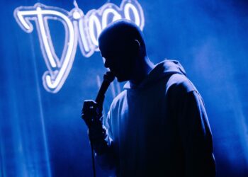 Fim-de-semana: Luís Franco-Bastos, Afonso Cruz, teatro da Palmilha Dentada e jazz com Manuela Azevedo