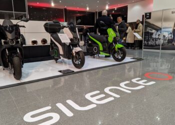 Sodicentro Leiria comercializa motos eléctricas da Silence