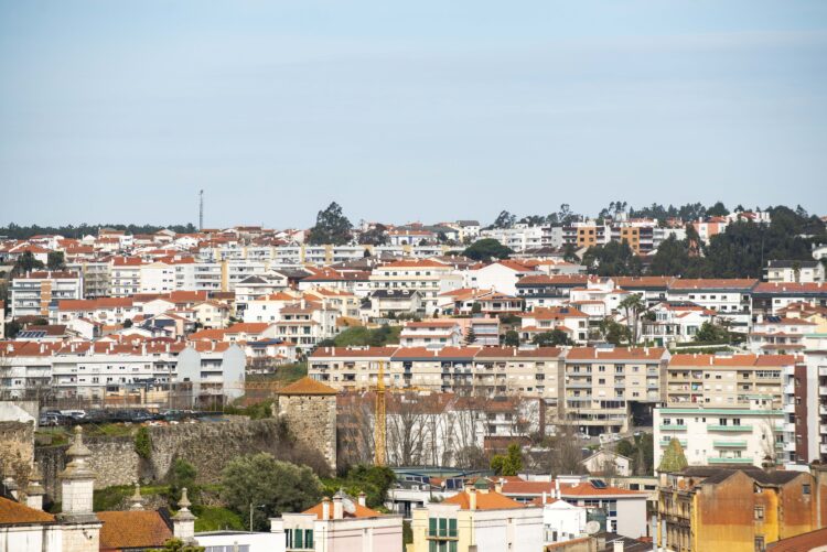 Censos identificam mais de 40 mil casas vazias no distrito de Leiria