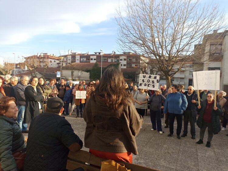 Manifestação em Ourém contra a falta de médicos de família