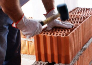 Preceram apresenta soluções de sustentabilidade e eficiência energética em Espanha