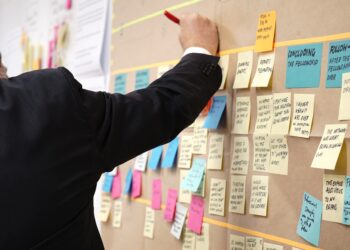 Café da Empregabilidade dá conselhos sobre como criar empresas