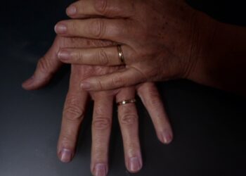 Idade da reforma senta cada vez mais casais no divã dos psicólogos
