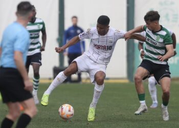 União de Leiria soma mais uma vitória e apura-se para a fase da subida à 2.ª Liga