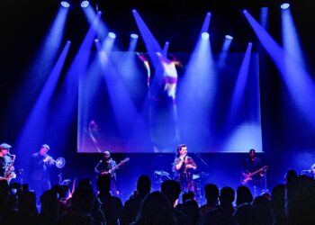 Banda de Amy Winehouse recorda êxitos da cantora num concerto em Leiria