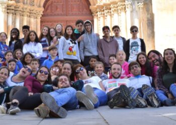 Cáritas junta jovens em arraial no Mercado de Sant’Ana