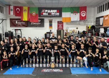 Piranha World Fighters de Leiria estreia-se em competições internacionais e conquista pódio
