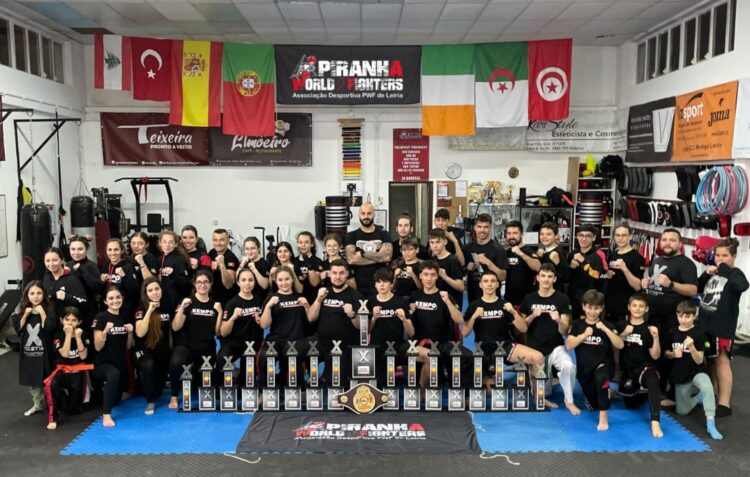 Piranha World Fighters de Leiria estreia-se em competições internacionais e conquista pódio