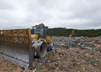 Municípios avançam com providência cautelar para travar aumento da tarifa dos lixos na região