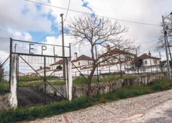Ministério da Justiça admite ceder casas do bairro da prisão de Leiria à câmara