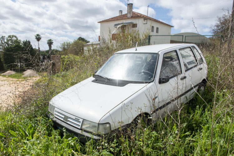 Mais de 140 veículos abandonados em Leiria