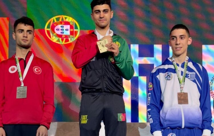Joel Colaço sagra-se campeão europeu de muaythai