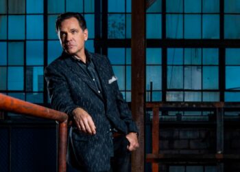 Fim-de-semana: Kurt Elling, a Companhia Paulo Ribeiro e um concerto para bebés com Surma