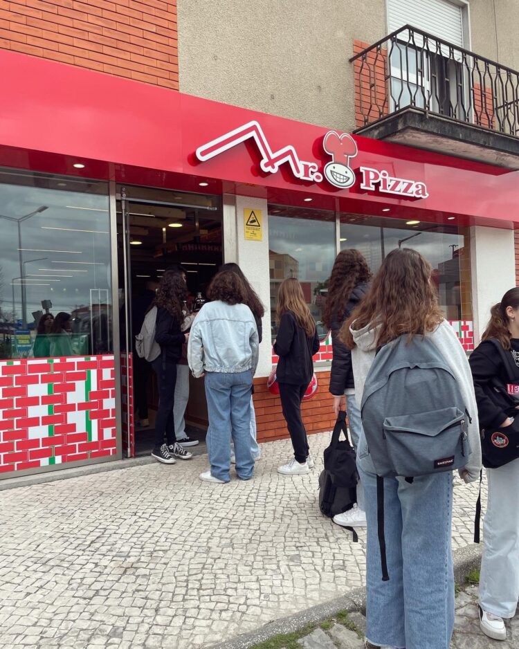 Mr. Pizza abriu ontem 57.º espaço de restauração na Gândara dos Olivais