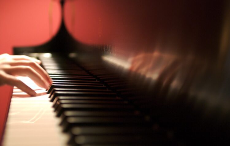 Em Leiria, alunos vão tocar o seu nome ao piano
