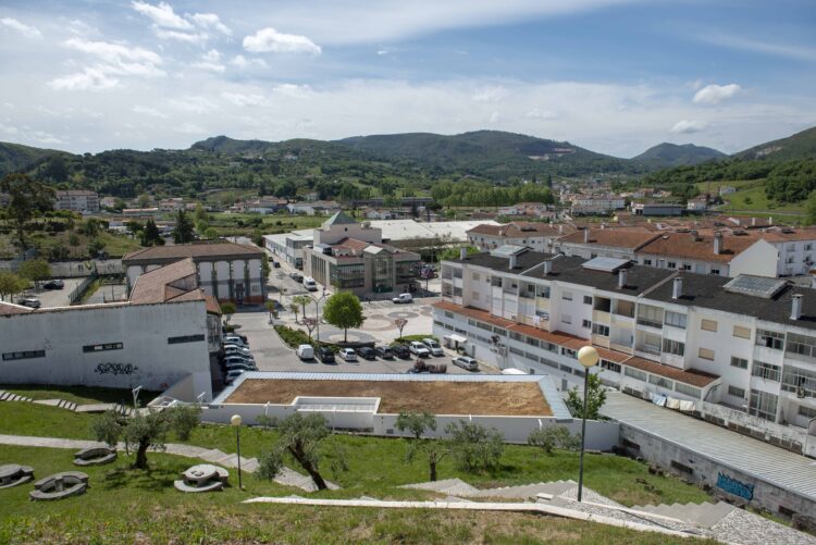 Município de Porto de Mós reabilita imóveis para dar resposta à falta de habitação