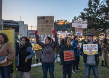 Profissionais de educação voltam a fazer-se ouvir em Leiria e exigem respeito