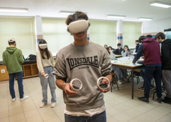 Alunos de Mira de Aire cobaias da realidade virtual em sala de aula