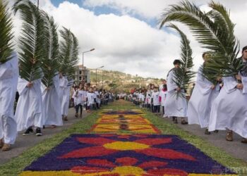 Recriações, flores, música e gastronomia celebram Semana Santa em Porto de Mós