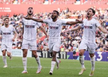 União de Leiria goleou por 6-1 no fecho da primeira fase da Liga 3