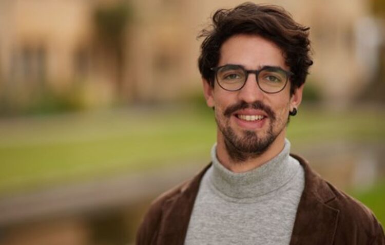 Jovem de Leiria ganha prémio para melhor tese europeia em política