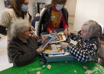 Bibliomalas leva leitura e afectos a idosos de Porto de Mós