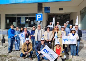 Greve paralisa repartição de Finanças na Marinha Grande