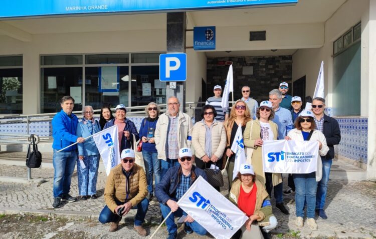 Greve paralisa repartição de Finanças na Marinha Grande