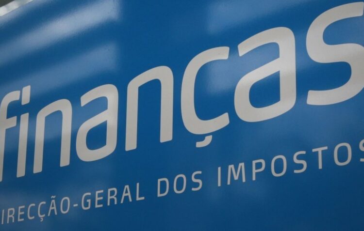 Trabalhadores dos impostos manifestam-se em Leiria e na Marinha Grande