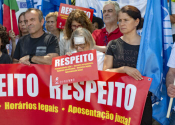 Greve dos professores por distrito estacionou hoje em Leiria