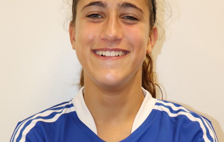 Matilde Neves convocada para estágio da selecção nacional sub-16 de futebol feminino