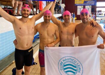 Atletas do Clube Náutico de Leiria batem recorde nacional de masters dos 4×200 metros livres