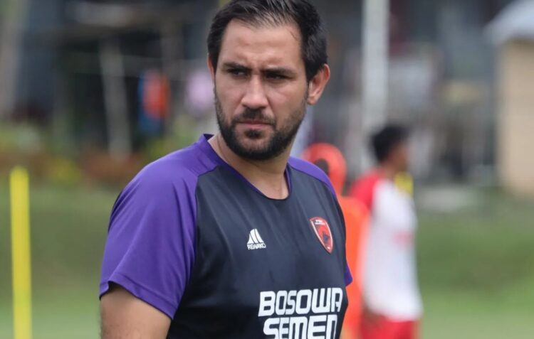 Treinador leiriense sagra-se campeão na Indonésia