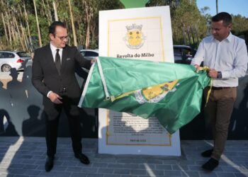 Inaugurado monumento que evoca Revolta do Milho no Souto da Carpalhosa