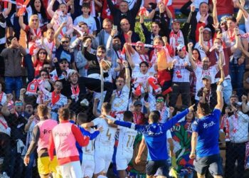 União de Leiria vence Alverca por 1-2 e pode garantir subida na próxima jornada