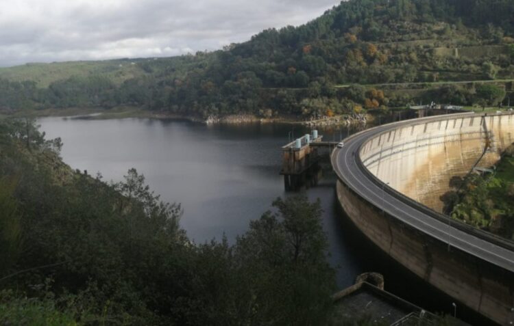 Barragens do Cabril e Castelo de Bode com capacidade acima de 80%