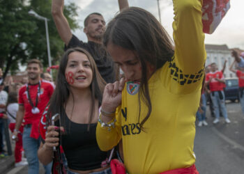 Adeptos do Benfica celebram conquista do título em Leiria (Fotogaleria)