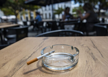 Cerco mais apertado ao consumo e venda de tabaco divide opiniões na região