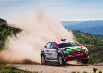 Vodafone Rally de Portugal vai hoje para a estrada