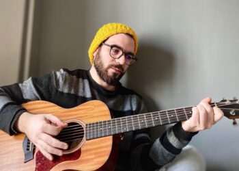 Us The Bear. No primeiro álbum de Bruno Julião, ouve-se um diário habitado por amigos e família