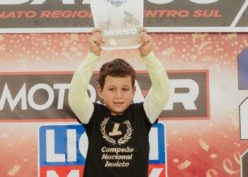 Piloto de Porto de Mós conquista título de campeão nacional em motocross