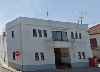 Câmara de Pombal apoia Meirinhas com 100 mil euros após furto em estaleiro