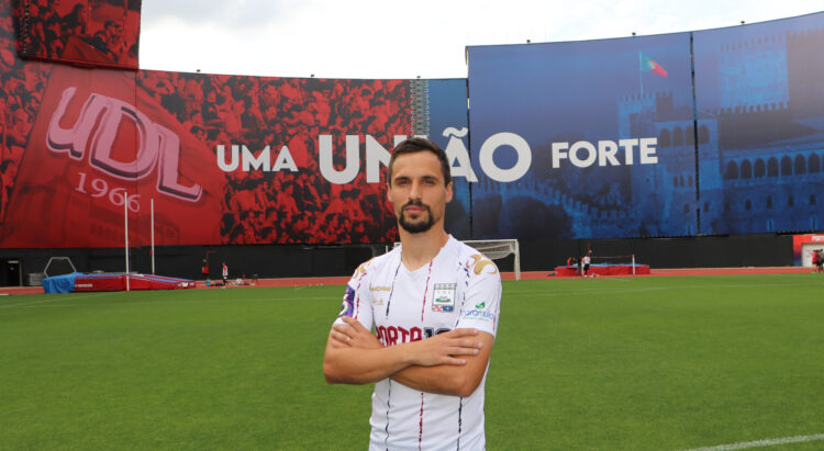 Kaká renova com a União de Leiria até 2024