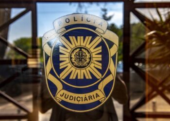 Construtor civil utilizou identidade de funcionários para burlar